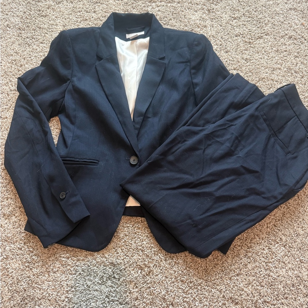 H&M Women’s Navy Blazer and Trousers Suit